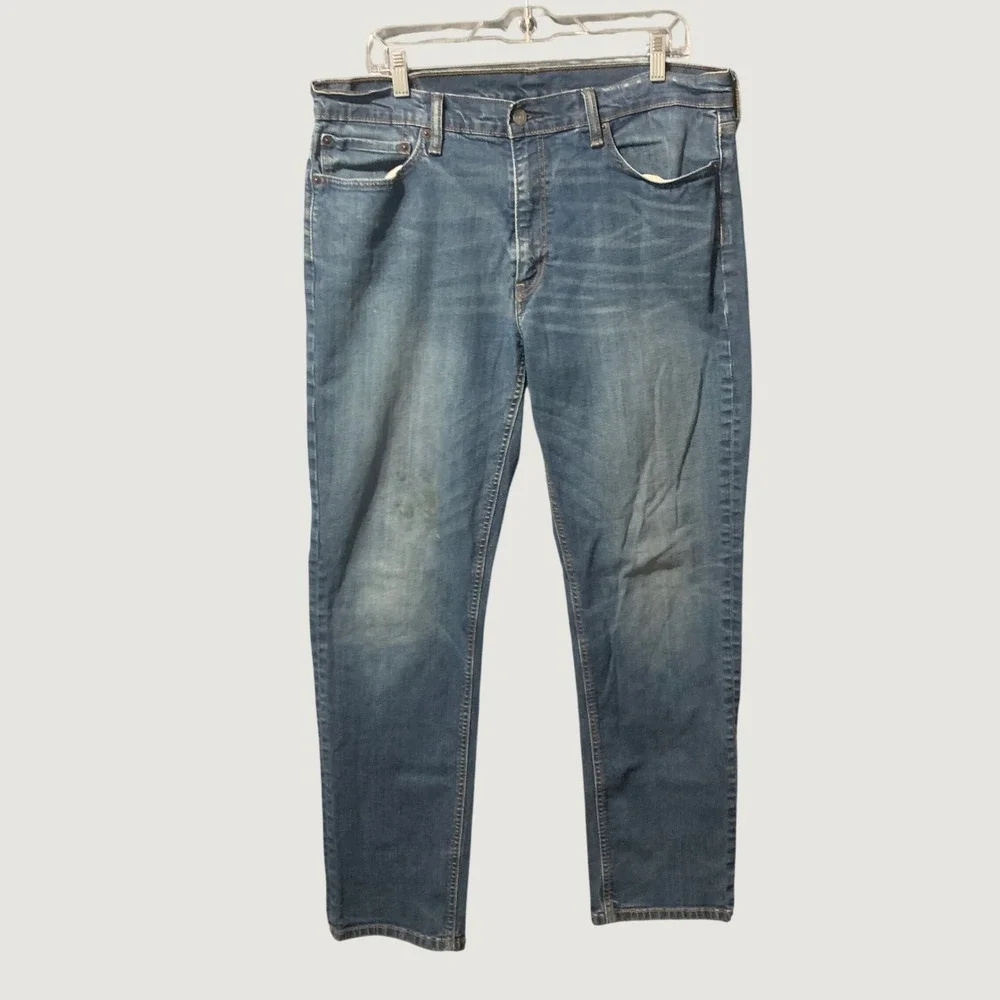 Levis measurements waist